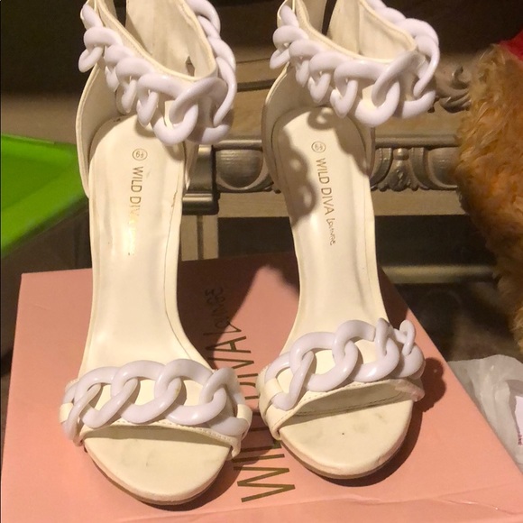 Heels - Picture 1 of 5